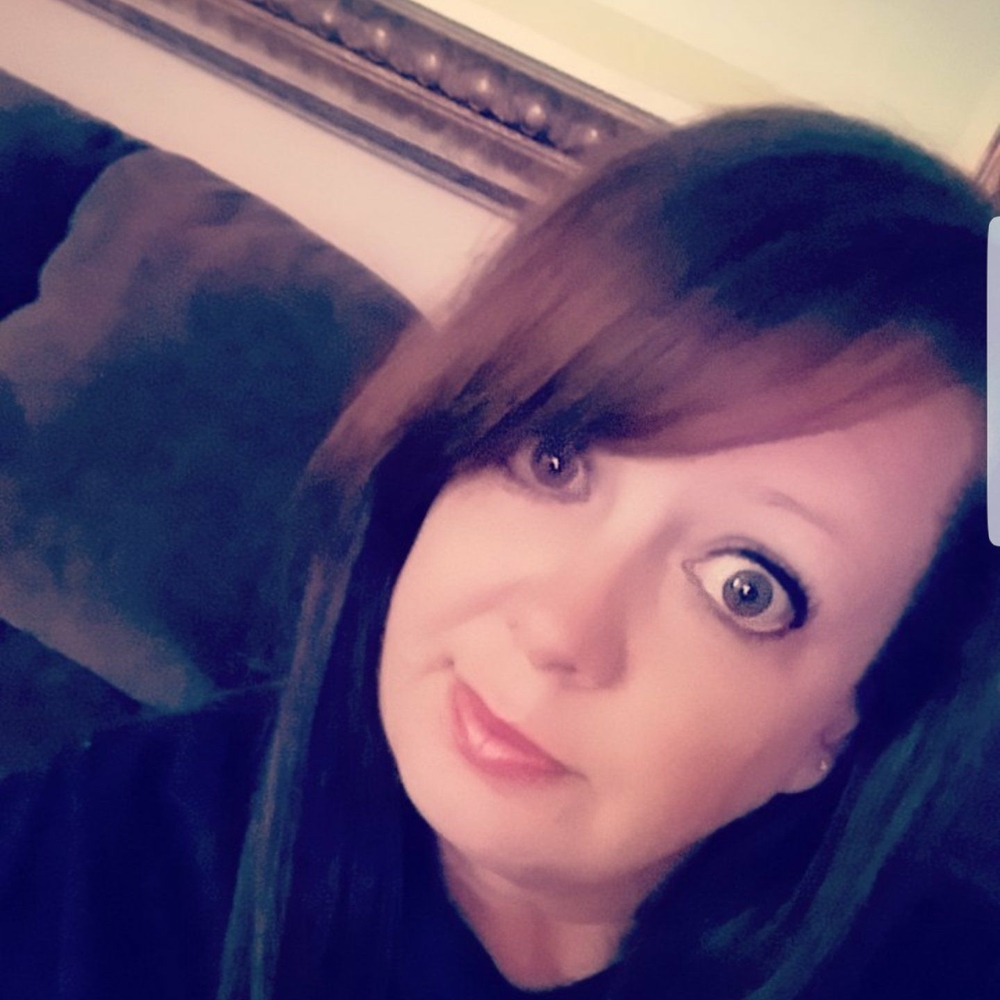 Meet your Posher, Tina